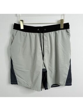Vuori Chromatic Kore Shorts 7" Men's M Color Block Lined Wicking Active Gray